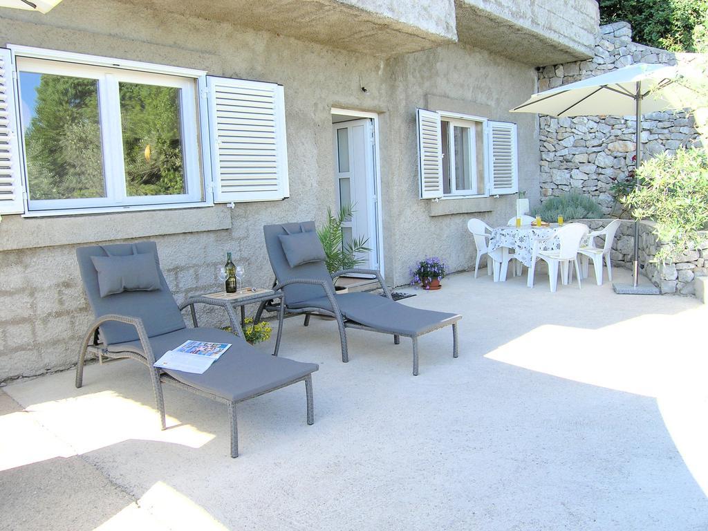 Apartments Dagmar Krk Town Exterior photo